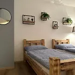 Cernak - Dolnak - 4-6 Osob, Terasa, Dve Parkovaci Mista *