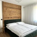 Cernak - Dolnak - 4-6 Osob, Terasa, Dve Parkovaci Mista *