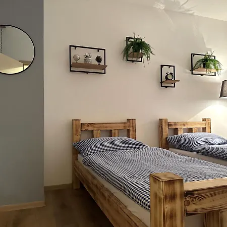 Cernak - Dolnak - 4-6 Osob, Terasa, Dve Parkovaci Mista *